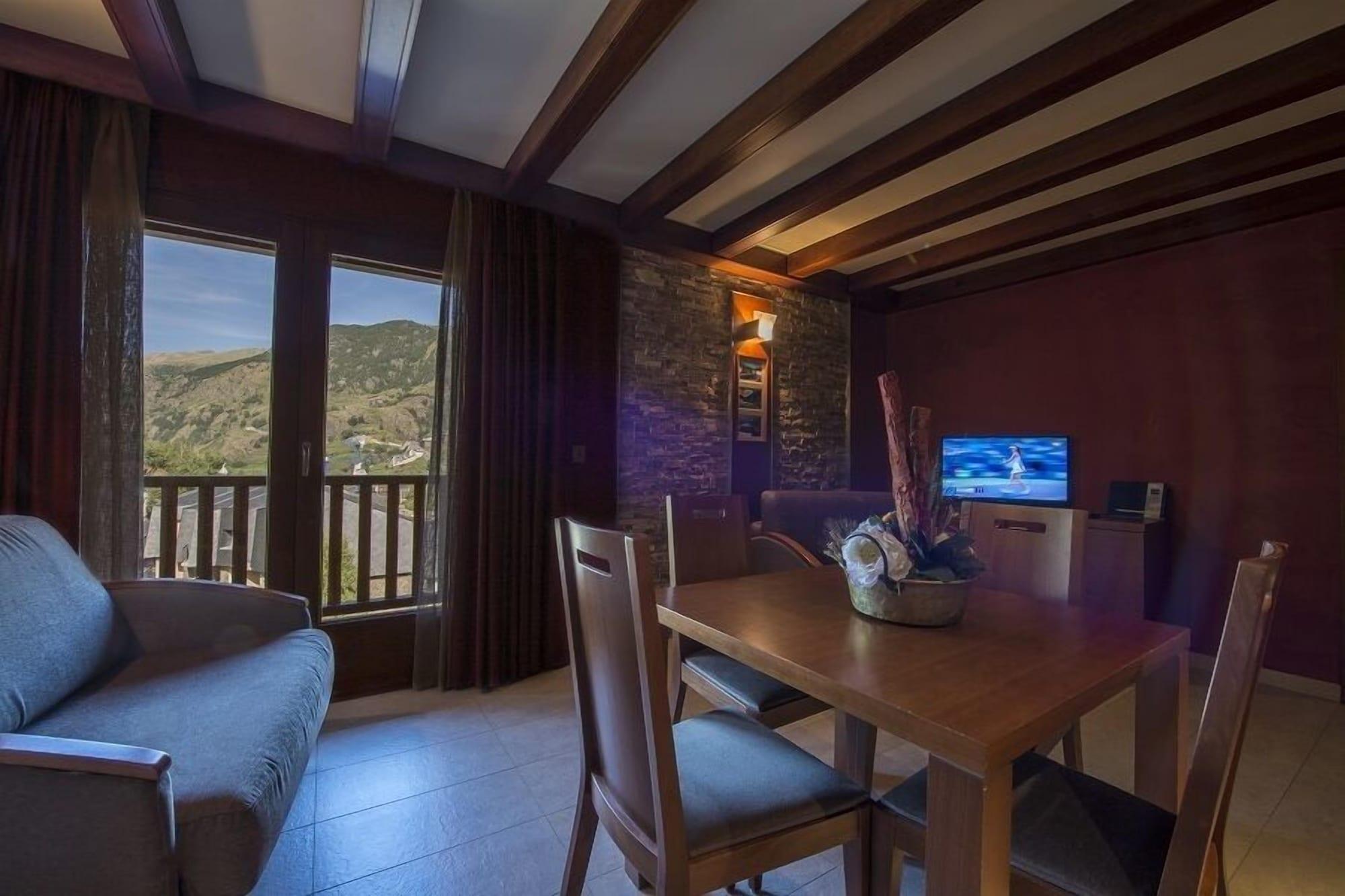 Hotel Nordic เอลตาร์แตร์ ภายนอก รูปภาพ