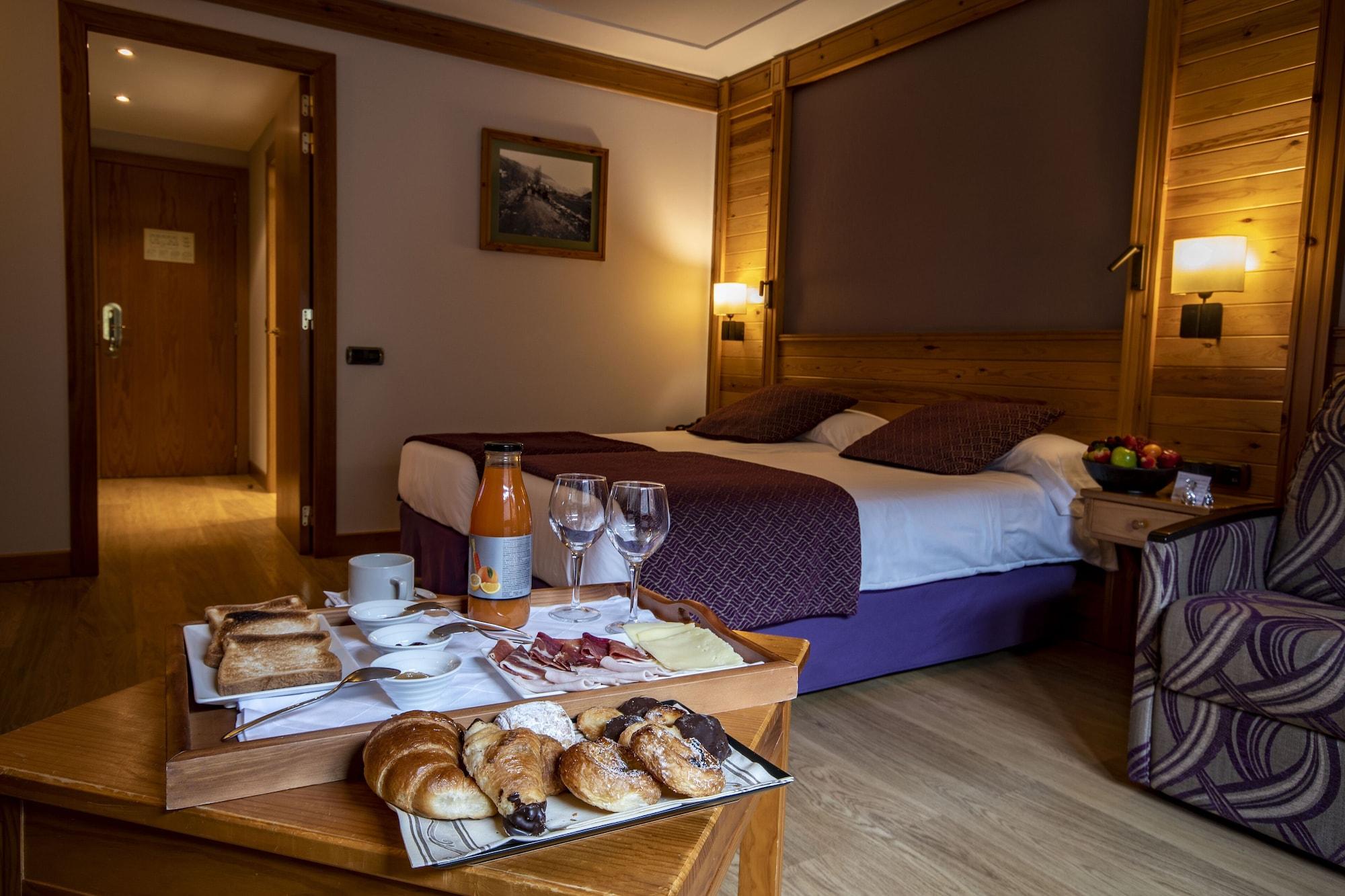 Hotel Nordic เอลตาร์แตร์ ภายนอก รูปภาพ